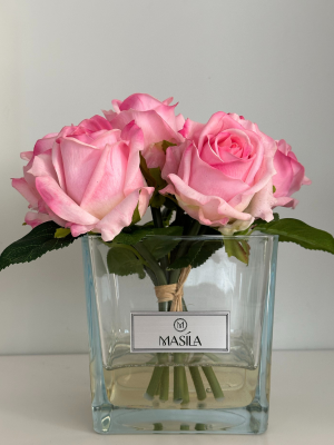 MASILA DIRBTINIŲ GĖLIŲ KOMPOZICIJA RAUSVOS ROŽĖS