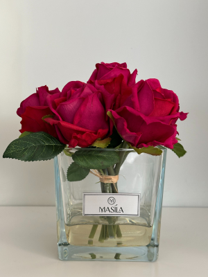 MASILA DIRBTINIŲ GĖLIŲ KOMPOZICIJA RYŠKIOS ROŽINĖS ROŽĖS